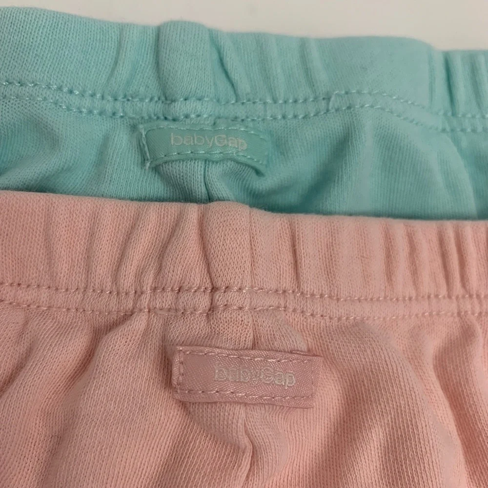 Baby Gap girls Pajama Sz 6-12M
